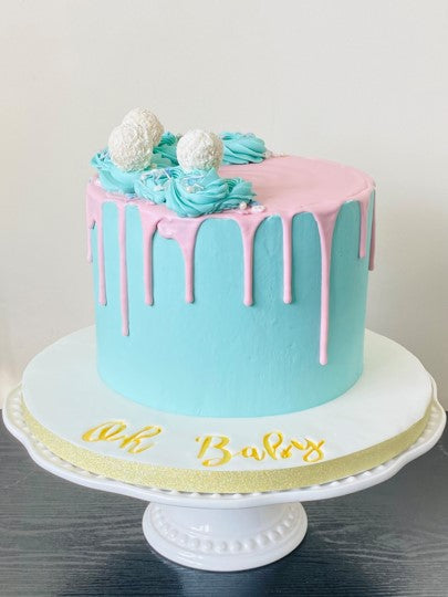 Dreamy Drip Cake